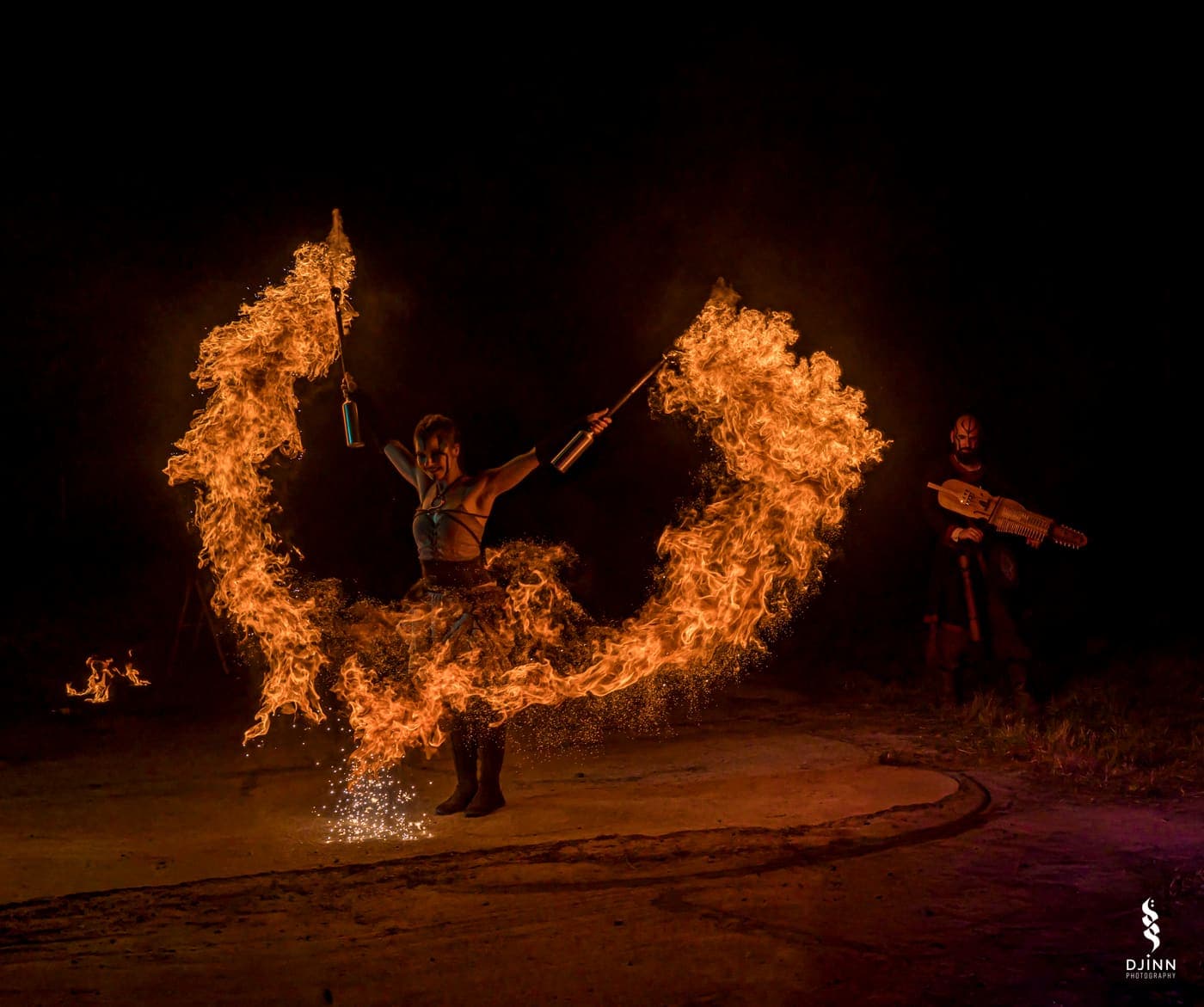 Voyage à Musspelheim — spectacle de feu du collectif Ensem
