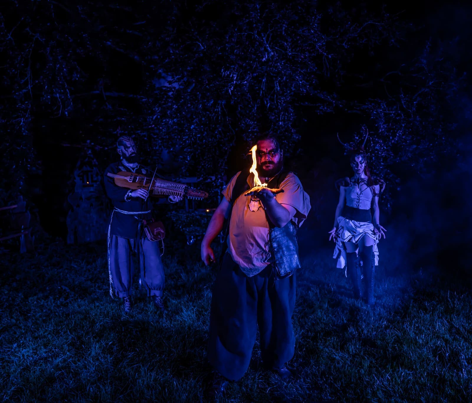 Voyage à Musspelheim — spectacle de feu du collectif Ensem